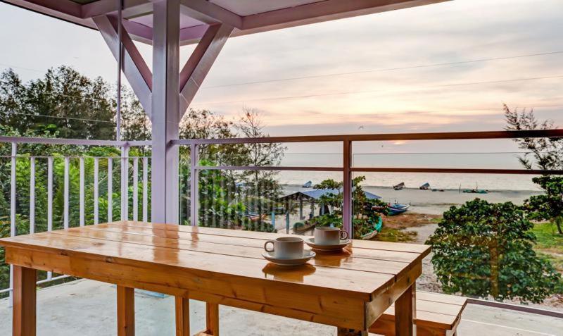 Caspian Beach Resort Alappuzha Zewnętrze zdjęcie